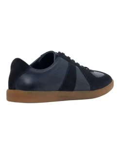 Oxford Max Leather/Suede Trainer in Navy