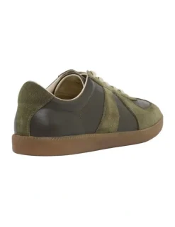 Oxford Max Leather/Suede Trainer in Olive
