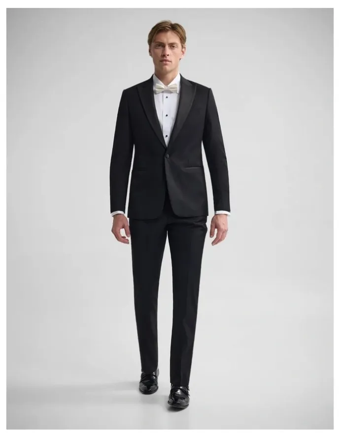 Oxford New Peak Lapel Dinner Suit Jacket in Black