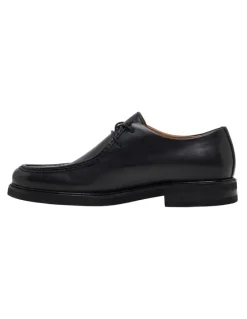 Oxford Peyton Apron Toe Shoe in Black