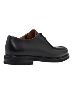 Oxford Peyton Apron Toe Shoe in Black