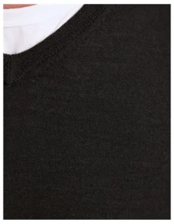 Oxford Basic V-Neck Pure Wool Pullover in Black