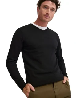 Oxford Basic V-Neck Pure Wool Pullover in Black