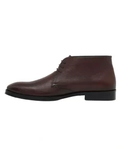 Oxford Finley Leather Chukka Boot in Chocolate
