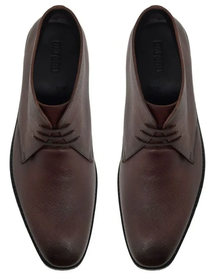 Oxford Finley Leather Chukka Boot in Chocolate