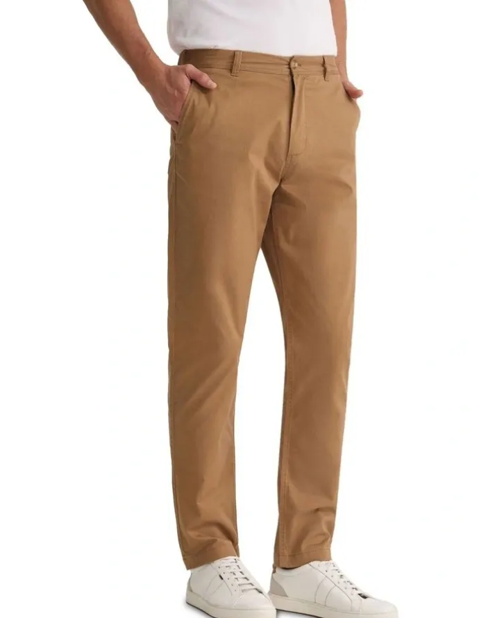 Oxford Relaxed Fit Chino in Caramel