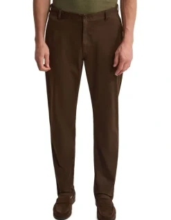 Oxford Relaxed Fit Chino in Chocolate