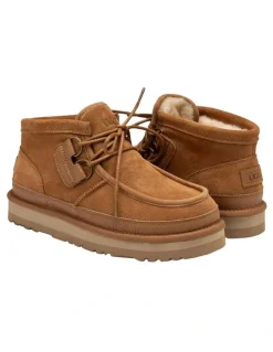 Ozwear Ugg Bendigo Lace-Up Boots in Chestnut