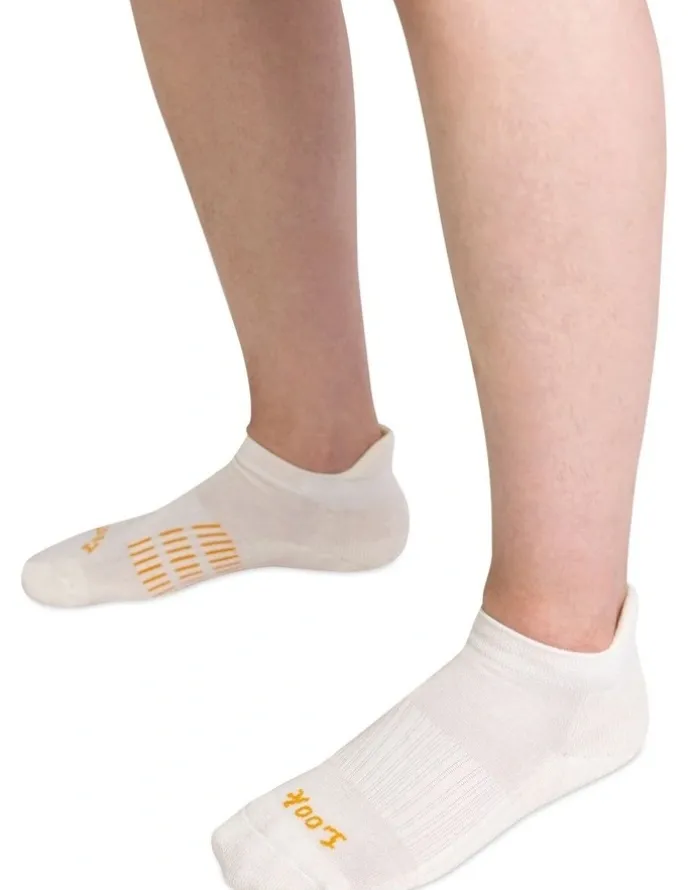 Paire Paire Ankle Socks in White