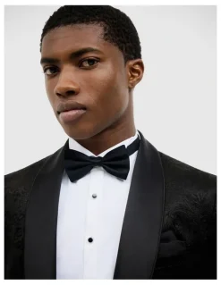 Politix Gerald Velvet Paisley Tuxedo Jacket in Black