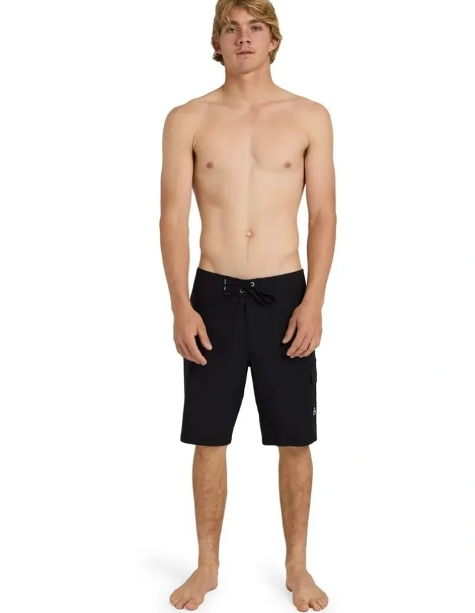 Quiksilver Arch Cargo 20 Boardshorts In Black