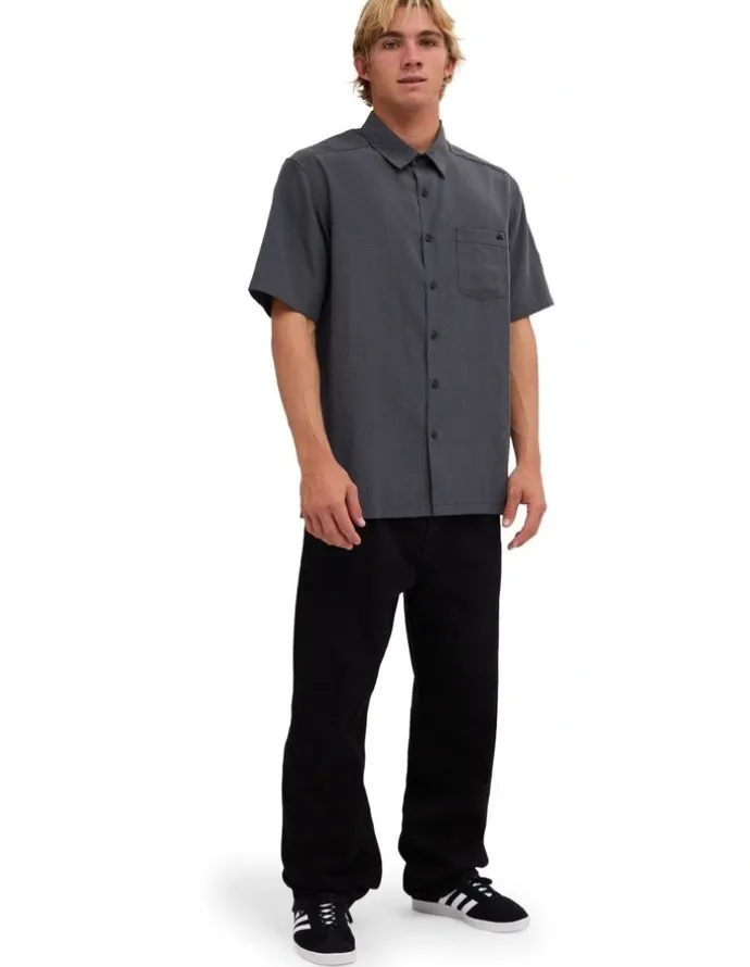 Quiksilver Centinela Short Sleeve Shirt In Iron Gate