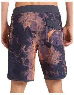 Quiksilver Highline Scallop 19 Inch Boardshorts in India Ink