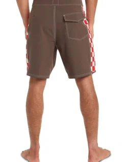 Quiksilver Original Arch 18 Shorts in Chocolate Brown