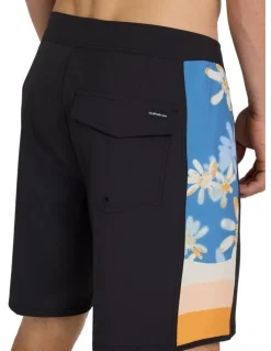 Quiksilver Surfsilk Arch 18 Boardshorts In Tarmac