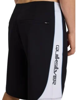 Quiksilver Surfsilk Core 20 Boardshorts In Black
