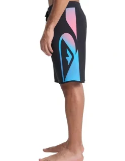Quiksilver Surfsilk Holmes Boardshorts 20 Inch in Black