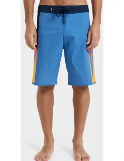 Quiksilver Surfsilk Holmes 20 Boardshorts in Blue