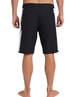Quiksilver Surfsilk Holmes 20 Shorts in Black