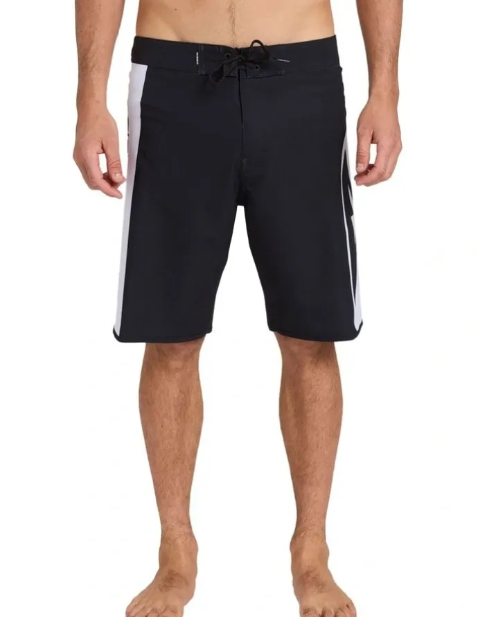 Quiksilver Surfsilk Holmes 20 Shorts in Black