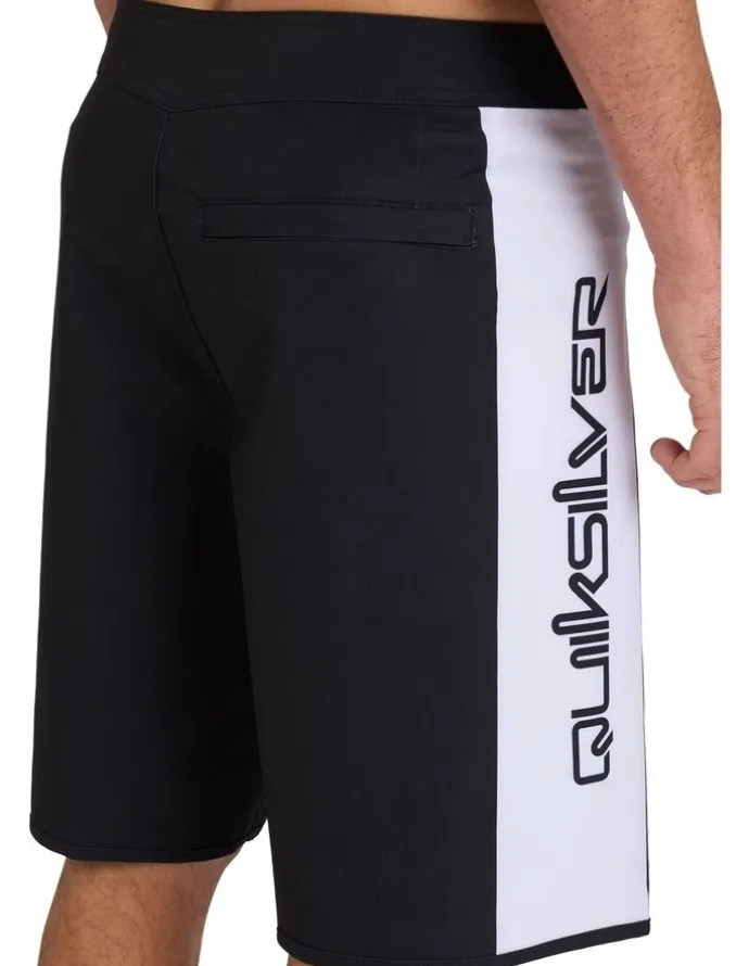 Quiksilver Surfsilk Holmes 20 Shorts in Black