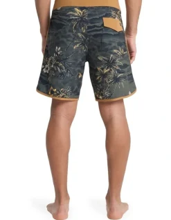 Quiksilver Surfsilk Scallop 18 Boardshorts Black Sundown