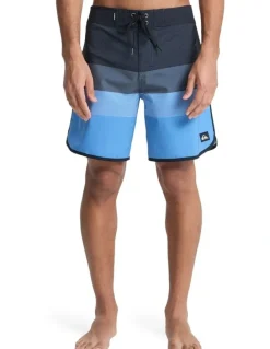 Quiksilver Surfsilk Scallop 18 Boardshorts Black Tijuana
