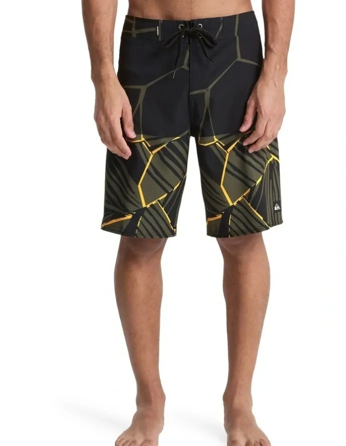 Quiksilver Surfsilk Straight 20 Boardshorts Grape Leaf Natural Block