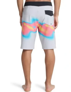 Quiksilver Surfsilk Straight 20 Boardshorts Micro Chip Thermo Stripe