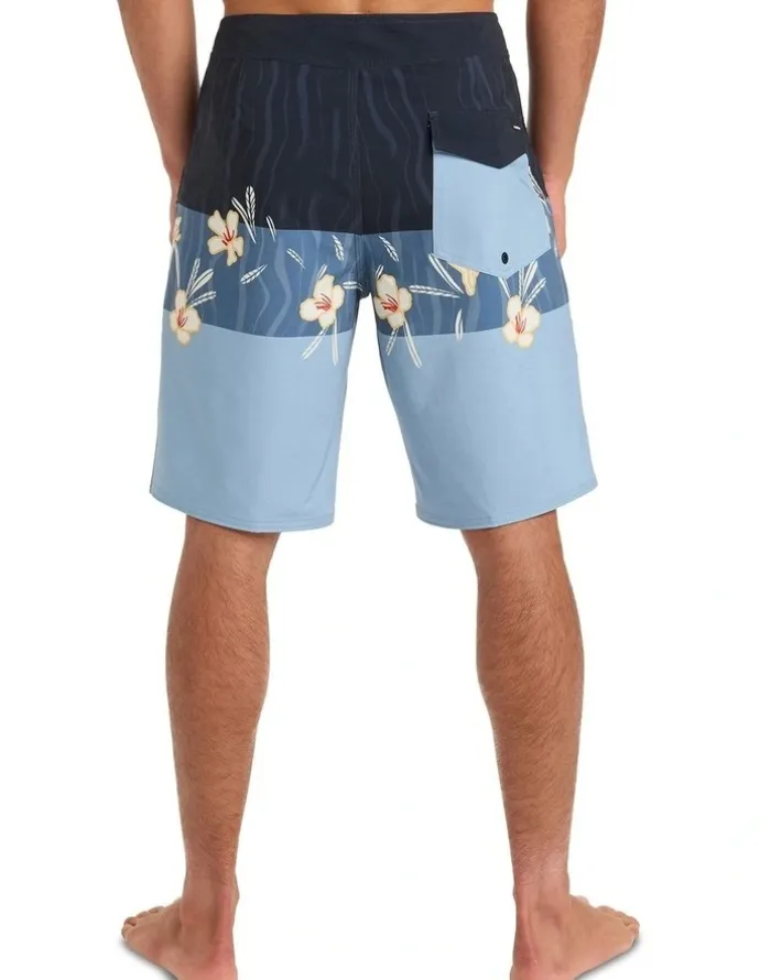 Quiksilver Surfsilk Straight Leg 20 in Dark Navy