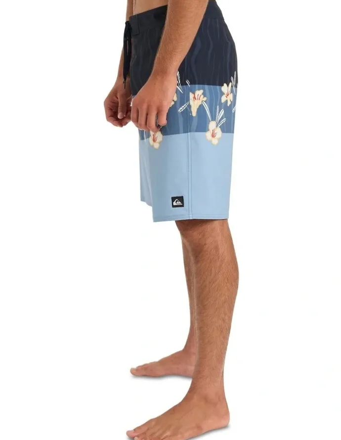 Quiksilver Surfsilk Straight Leg 20 in Dark Navy