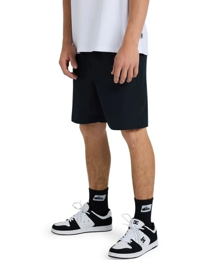 Quiksilver Taxer Amphibian 18 Hybrid Shorts Black