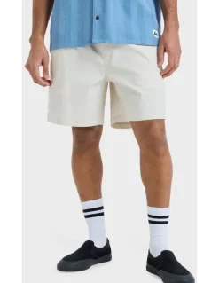 Quiksilver Taxer 18" Walkshorts in White