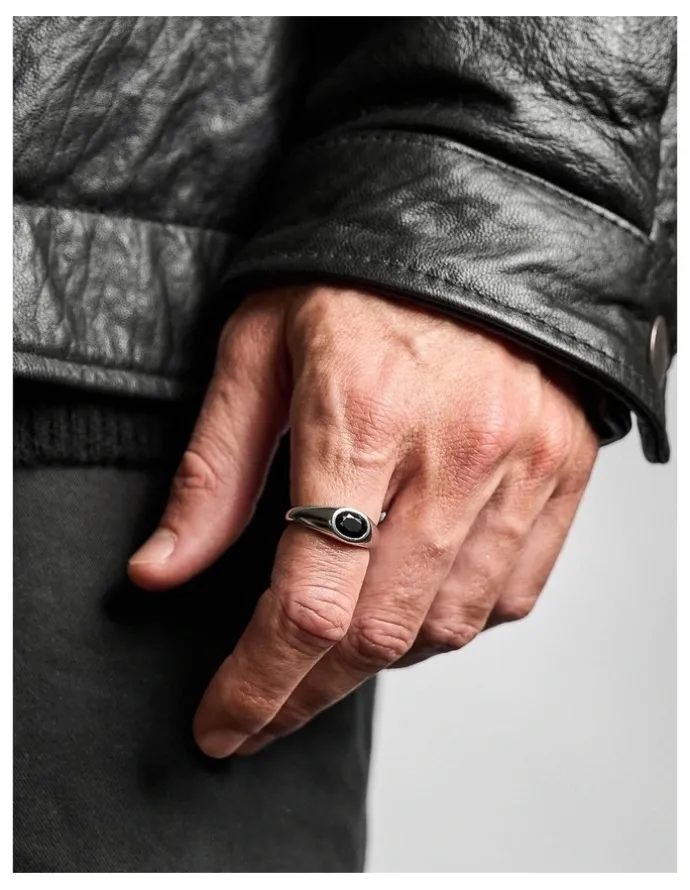 Rawninety Yuki Ring | Black Onyx