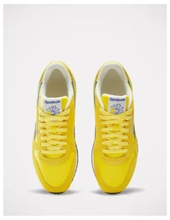 Reebok Classic Leather Sneakers in Yellow