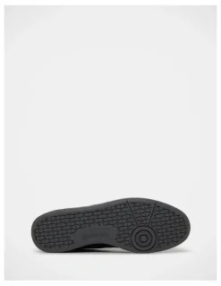 Reebok Finale Sneakers in Black