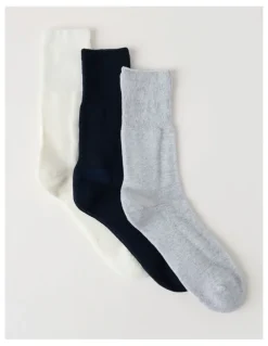 Regatta 3 Pack Loose Top Crew Sports Socks in Ivory, Navy, and Grey