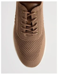 Regatta Bradley Knit Sneaker in Light Brown