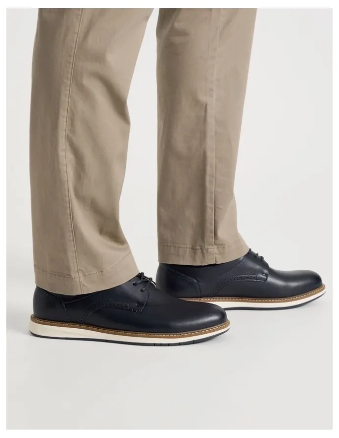 Regatta Storm Comfort Leather Lace Up in Black
