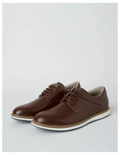 Regatta Storm Comfort Leather Lace Up in Cognac