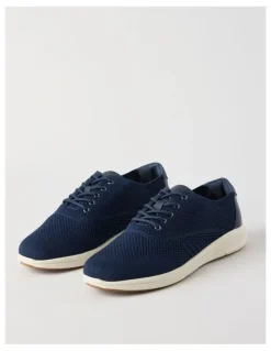 Regatta Bradley Knit Sneaker in Navy