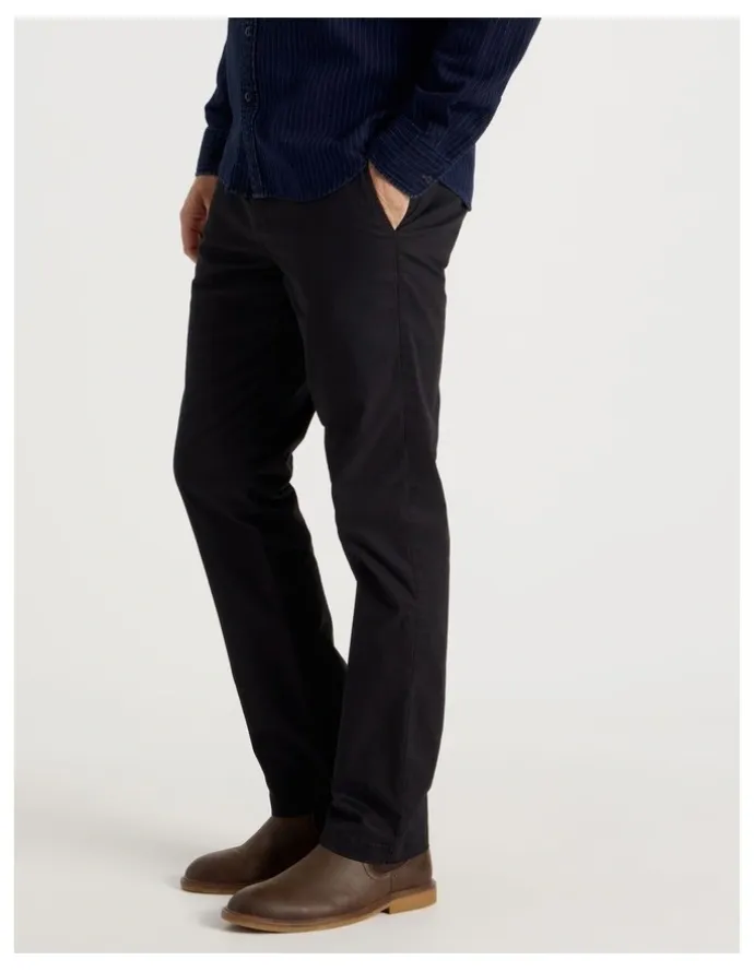 Regatta Chino Pant in Black