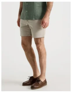 Regatta Deck Short in Tan