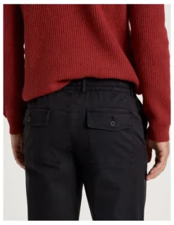 Regatta Elasticated Waist Pant in Black