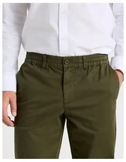 Regatta Elasticated Waist Pant in Khaki