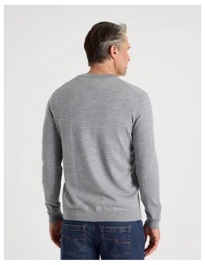 Regatta 100% Merino Wool V-Neck Knit in Grey