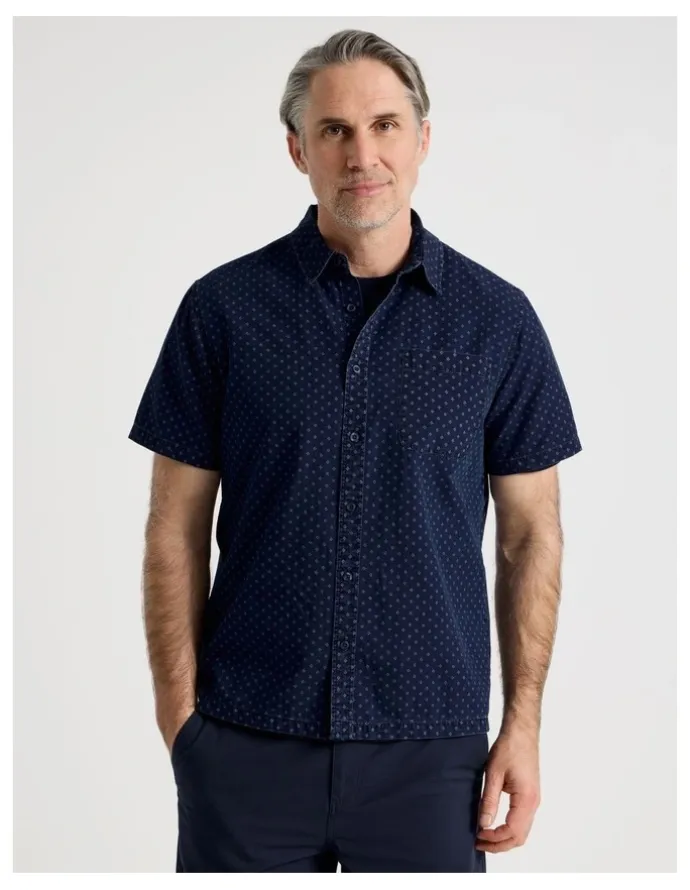 Regatta Micro Print Short Sleeve Shirt in Navy