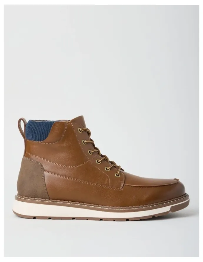 Regatta Nolan Lace Up Boot in Tan