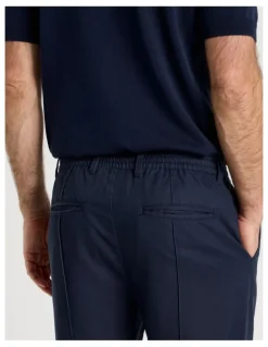 Regatta Travel Pant in Navy
