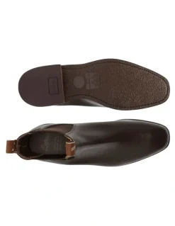 R.M.Williams Comfort Craftsman Regular Fit Shoes in Chestnut